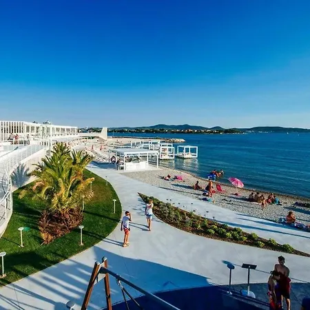 Tatil Evi Family Friendly House With A Parking Space Galovac, Zadar - 17912 *